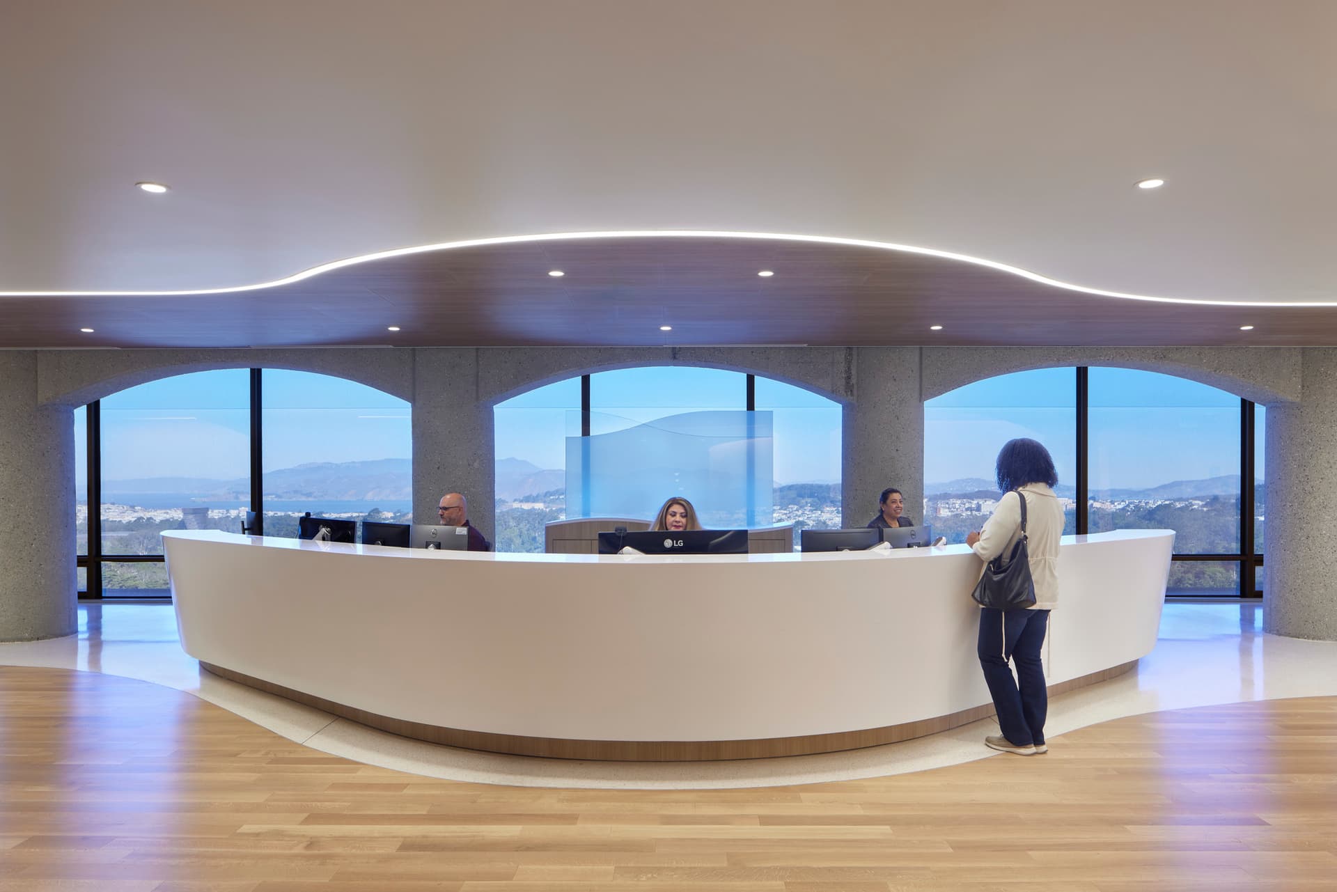 UCSF Health. University of California Medical Center healthcare clinics. Image license: NBBJ and UCSF. Copyright 2021 Benjamin Benschneider All Rights Reserved. Third party image use may be arranged by contacting Benjamin Benschneider. bbenschneider@comcast.net
UCSF HEALTH, UNIVERSITY OF CALIFORNIA MEDICAL CENTER, CLINICS, NBBJ